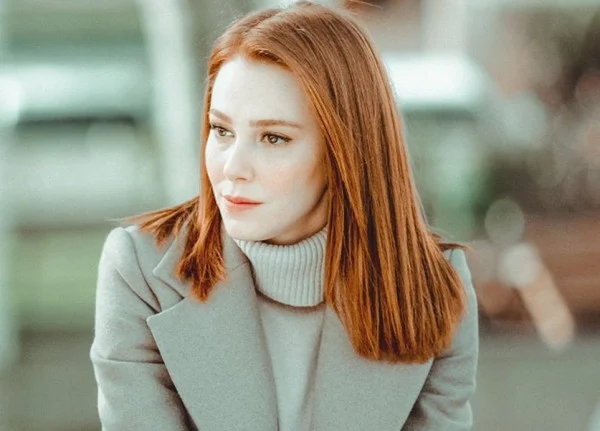 Elçin Sangu Biography Who Is The Turkish Star Of Kiral k A k